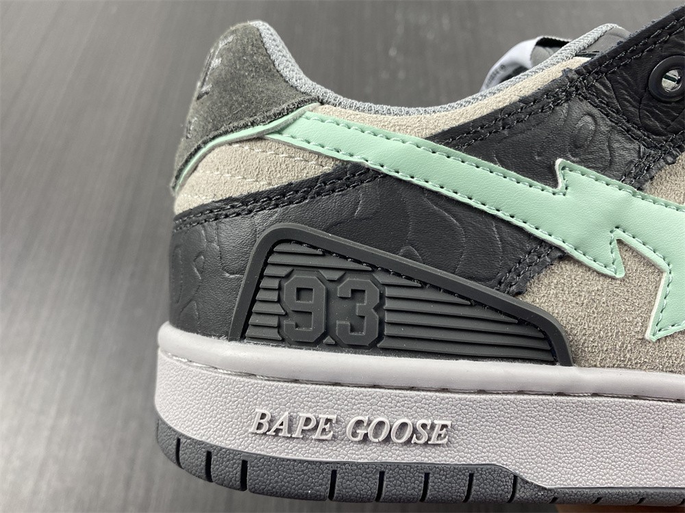 B*APE SNEAKERS