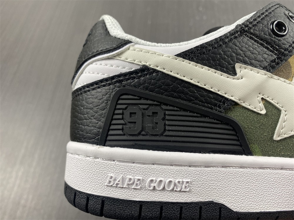 B*APE SNEAKERS