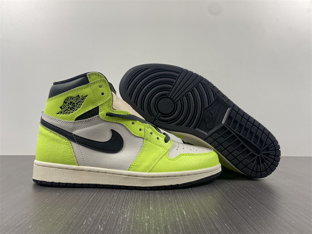 Air Jordan 1 Retro High OG 555088-702
