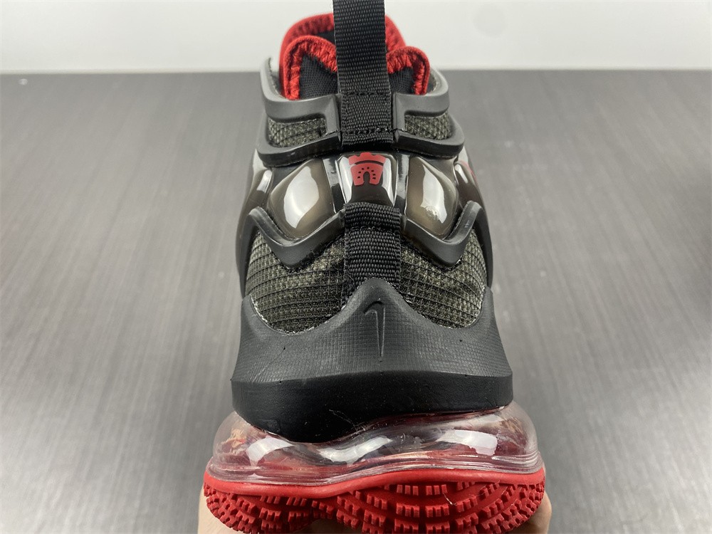 Nike Lebron 19