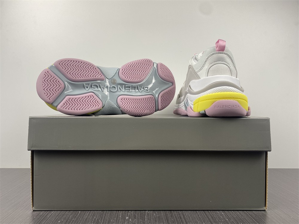 BLG Triple-S