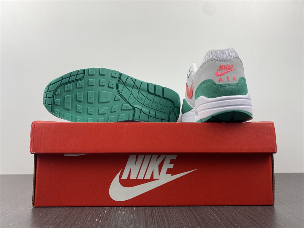 Nike WMNS Air Max Anniversary 1