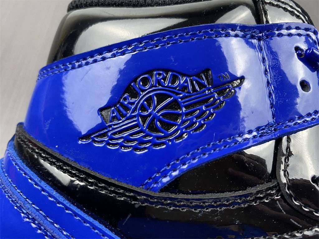Air Jordan 1 Retr o OG 555088-404