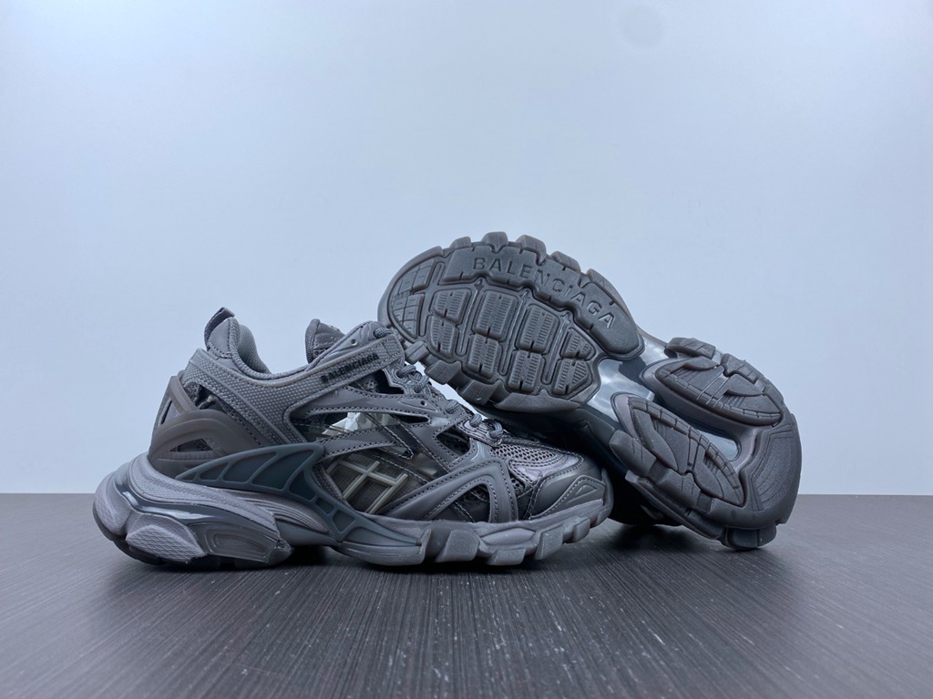 4.0 BLG Track TRAINER