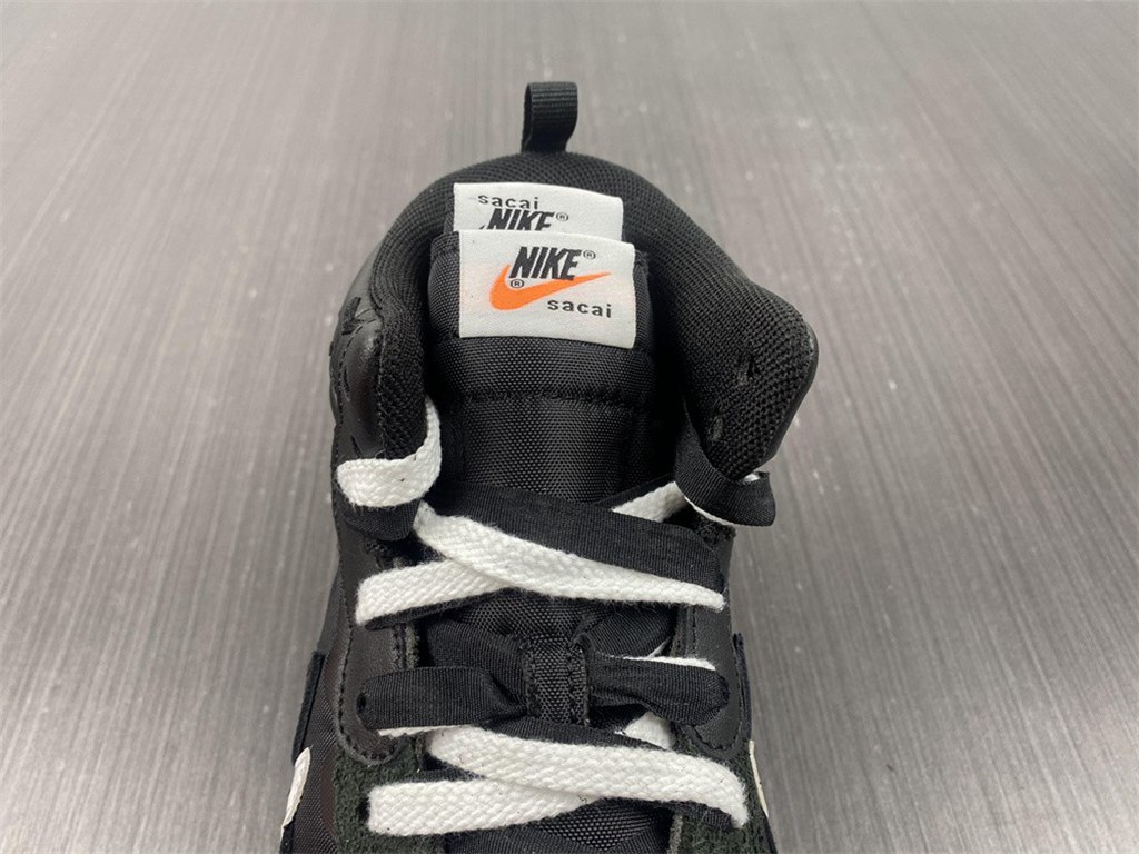 Nike Sacai DH9186-001