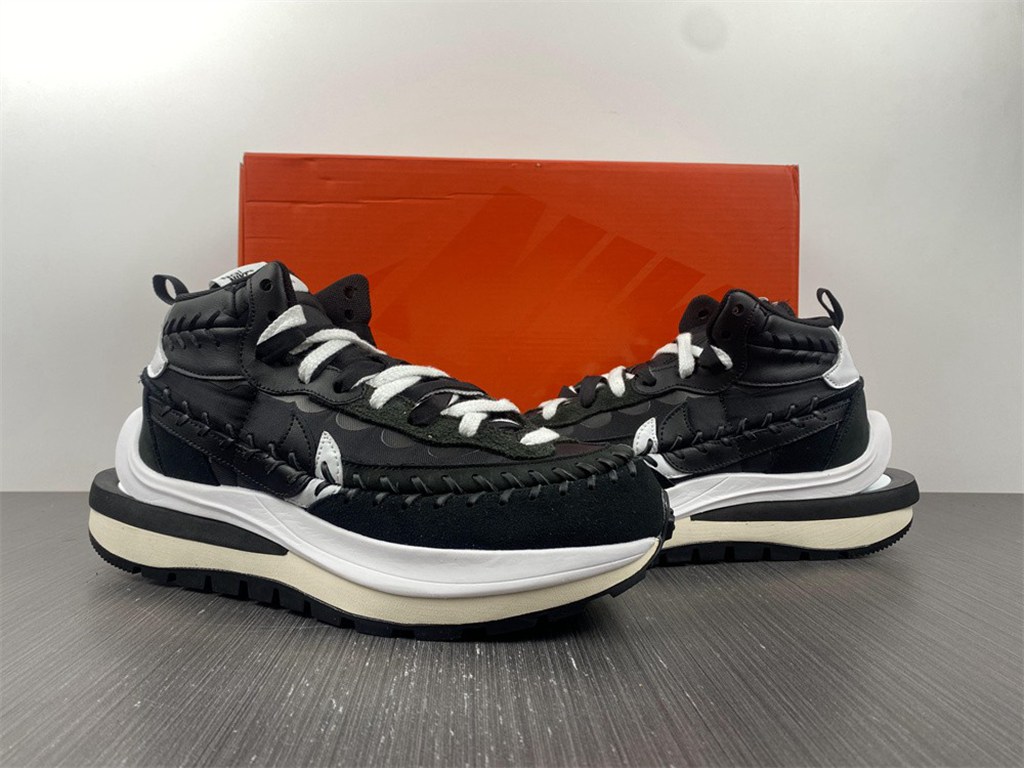 Nike Sacai DH9186-001
