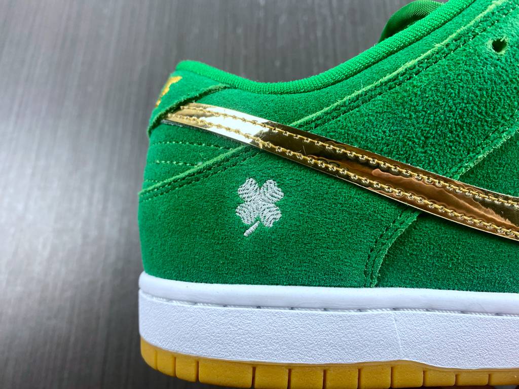 Nike SB Dunk Low  St  Lucky Green  BQ6817 303