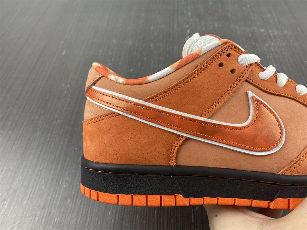 Nike SB Dunk Low
