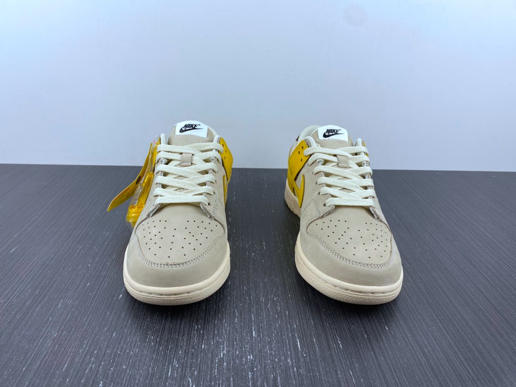 Nike Dunk Low Banana DR5487-100