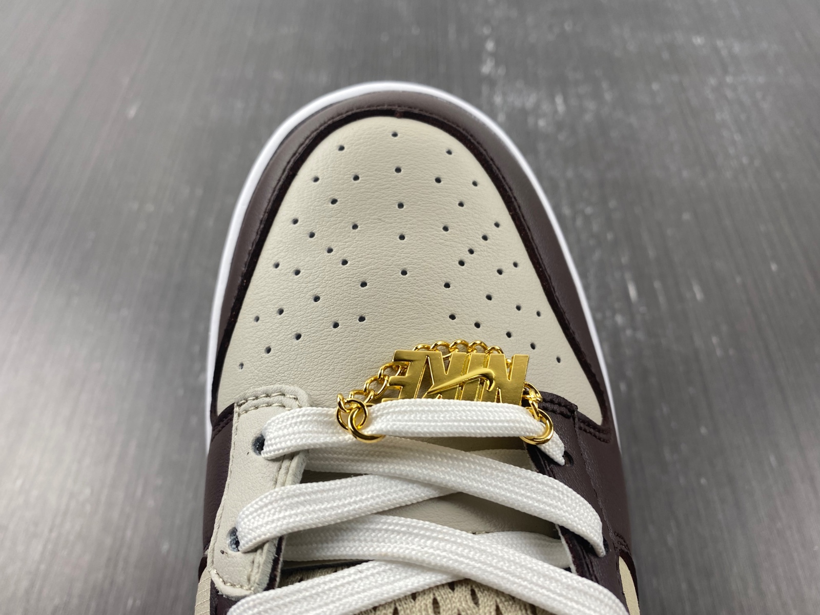 Dunk Low DX6060-111