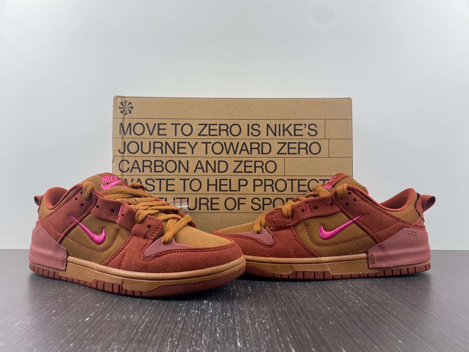 Dunk Low DH4402-200