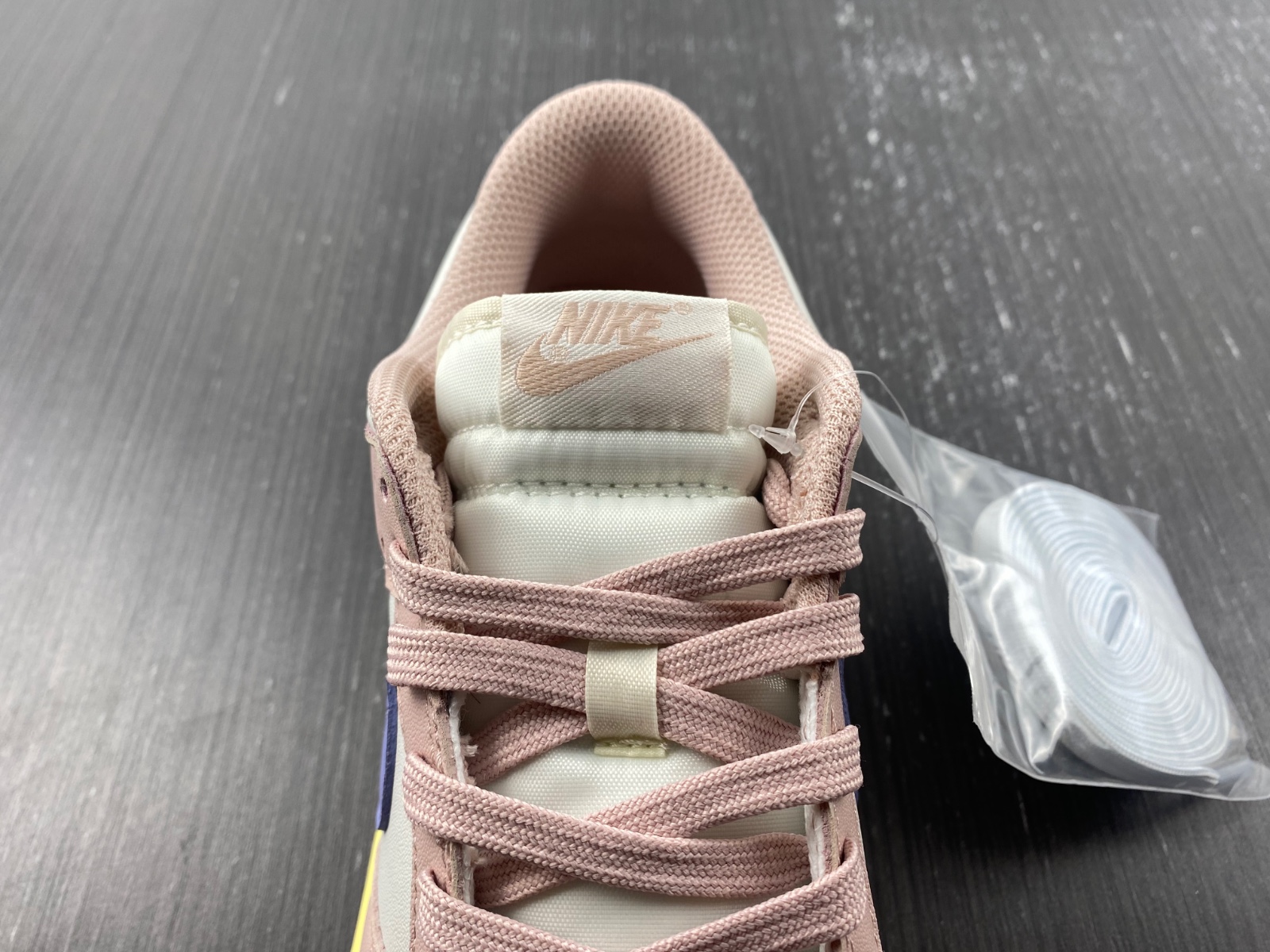 Dunk Low SB DD1503-601