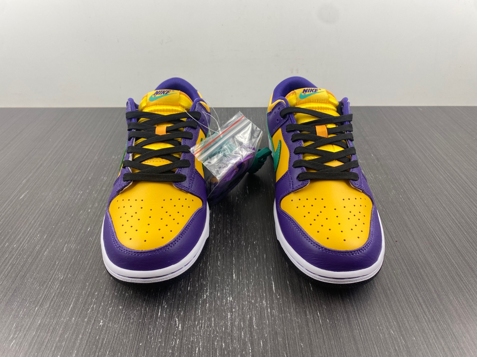 Dunk Low DO9581-500
