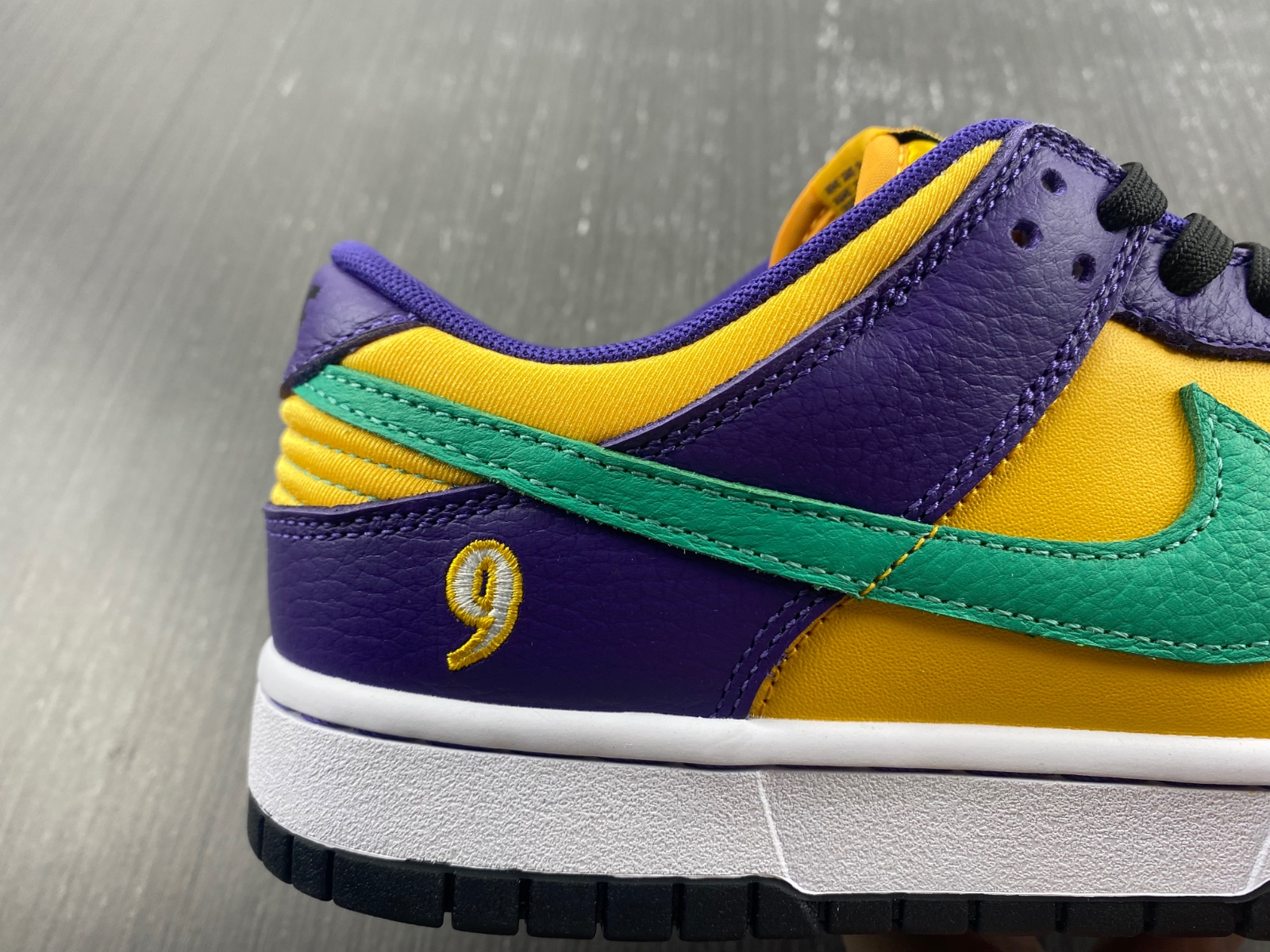 Dunk Low DO9581-500