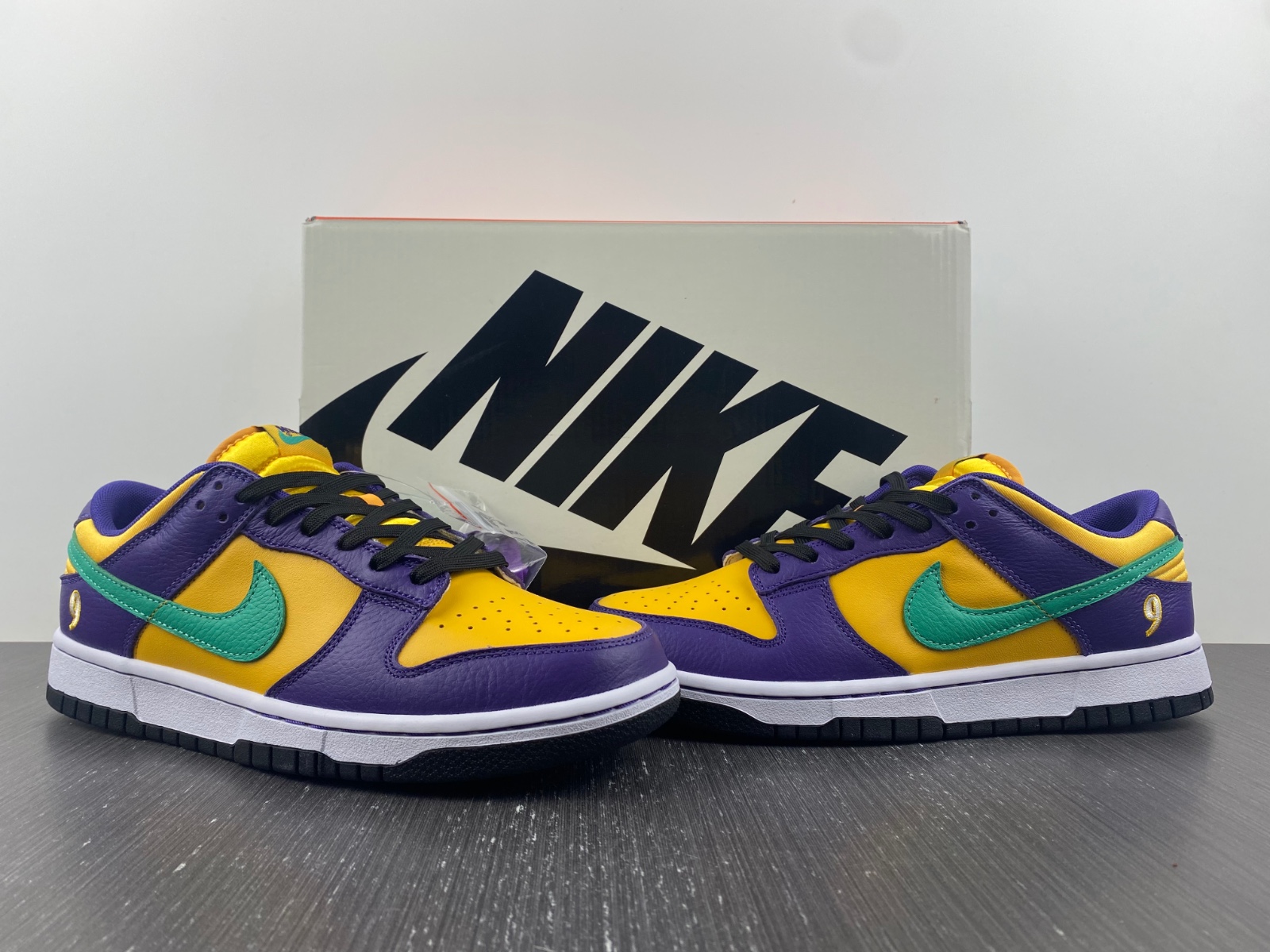 Dunk Low DO9581-500