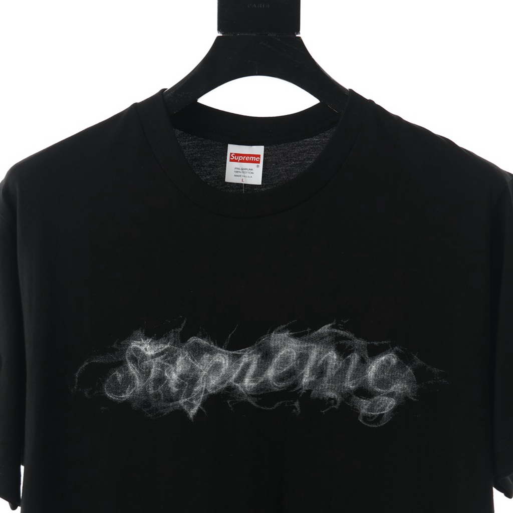 Svp*me 19FW week1Smoke?