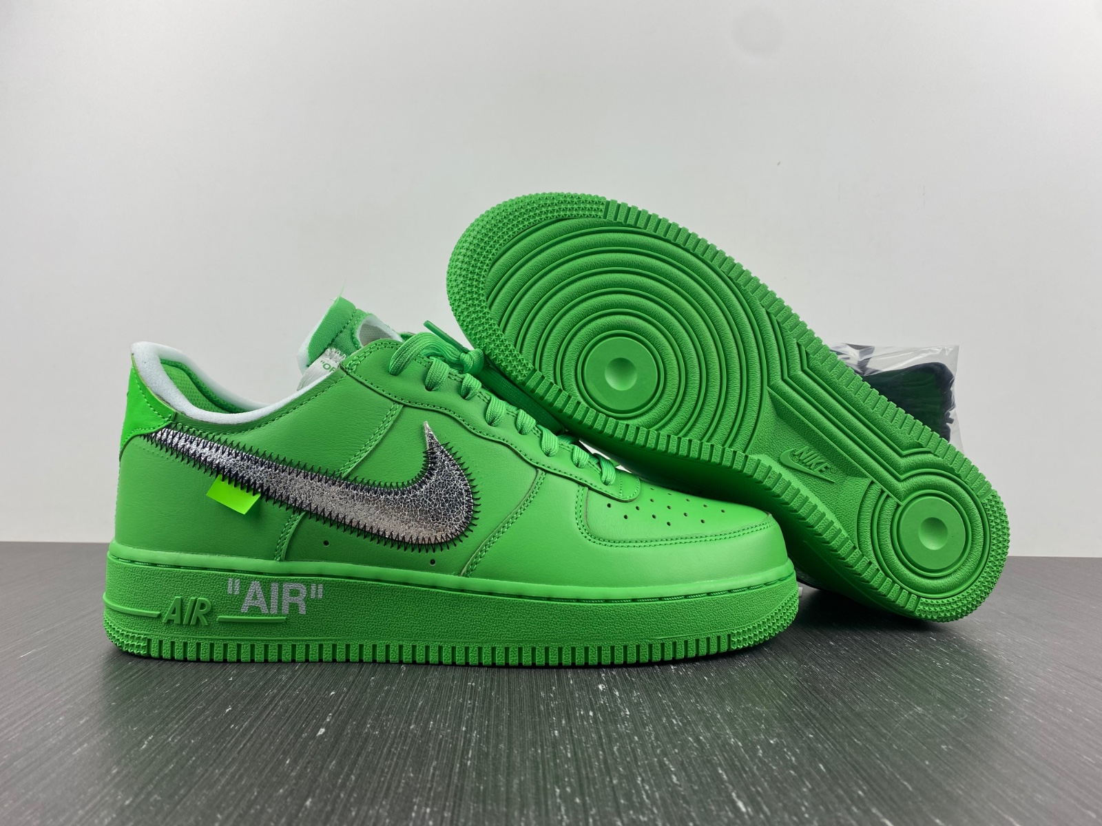 Off-White x air force 1