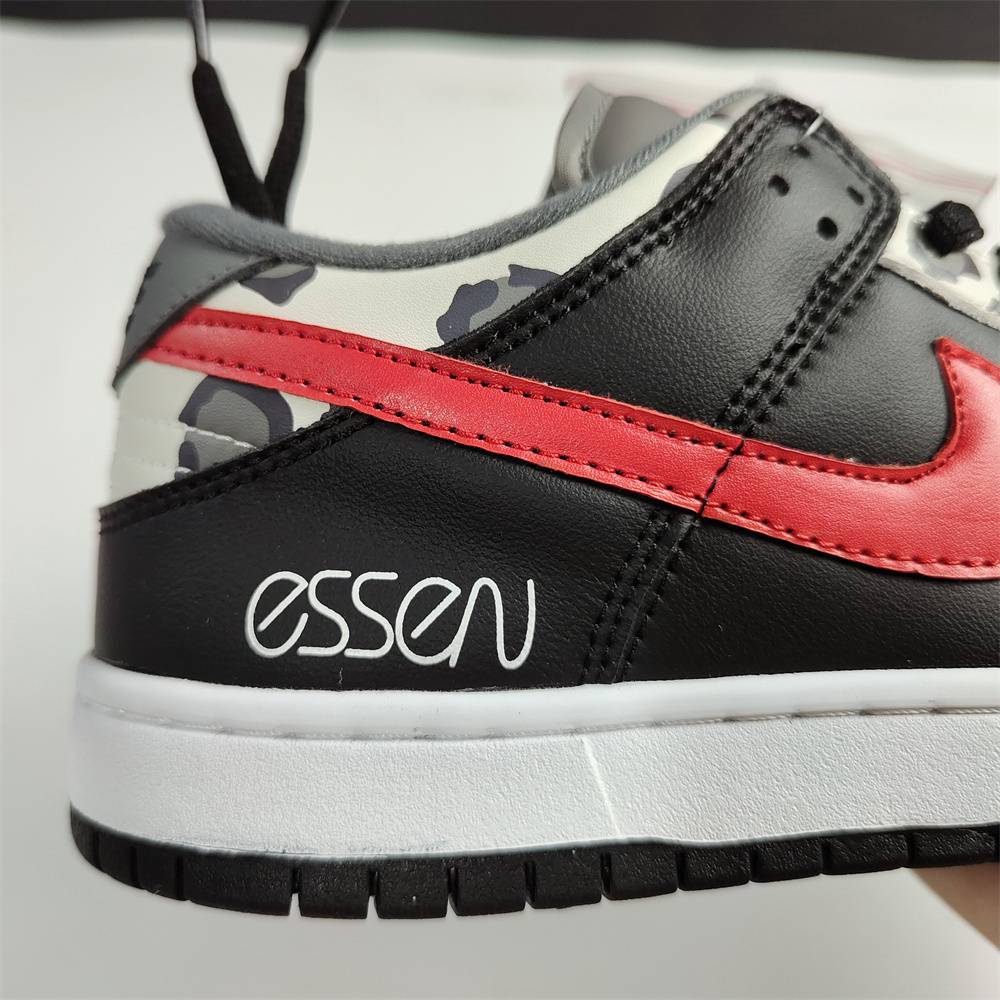 DUNK ESSEN CU1727-006