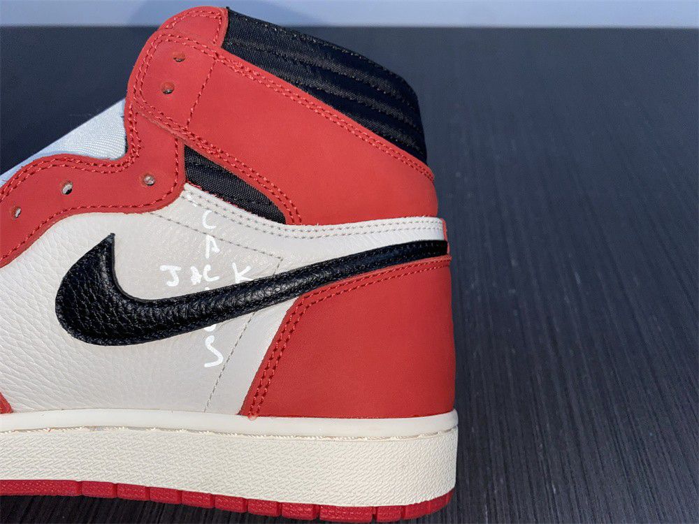 Travis Scott x Air Jordan 1