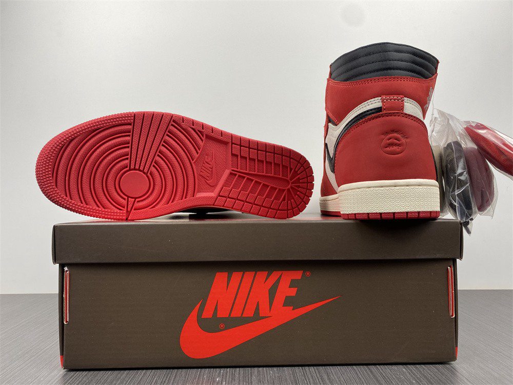 Travis Scott x Air Jordan 1