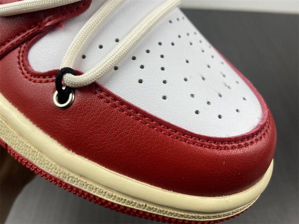 AIR JORDAN 1 LOW 553558-118