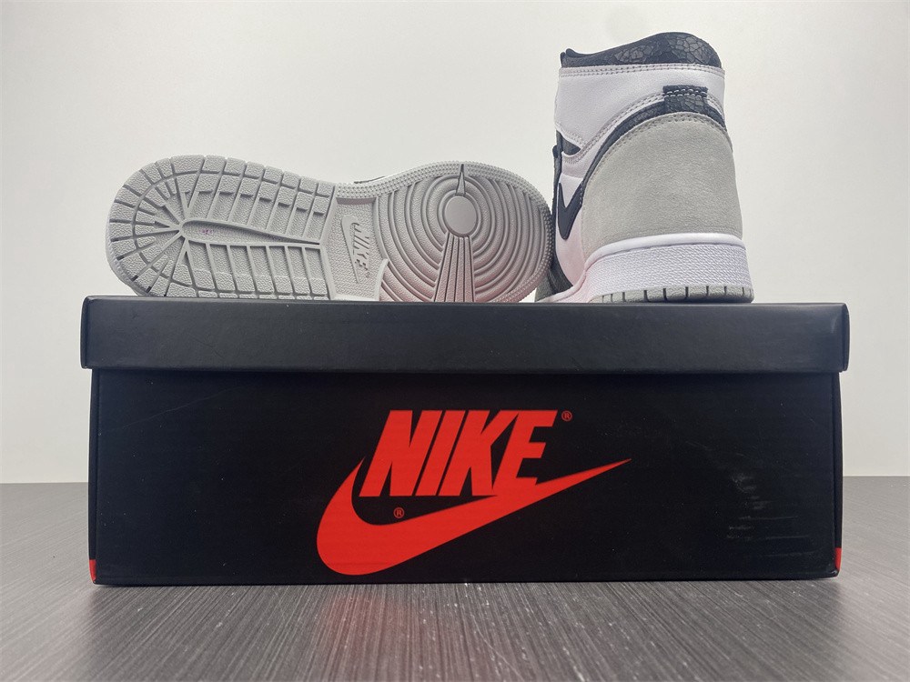 Air Jordan 1 575441-108