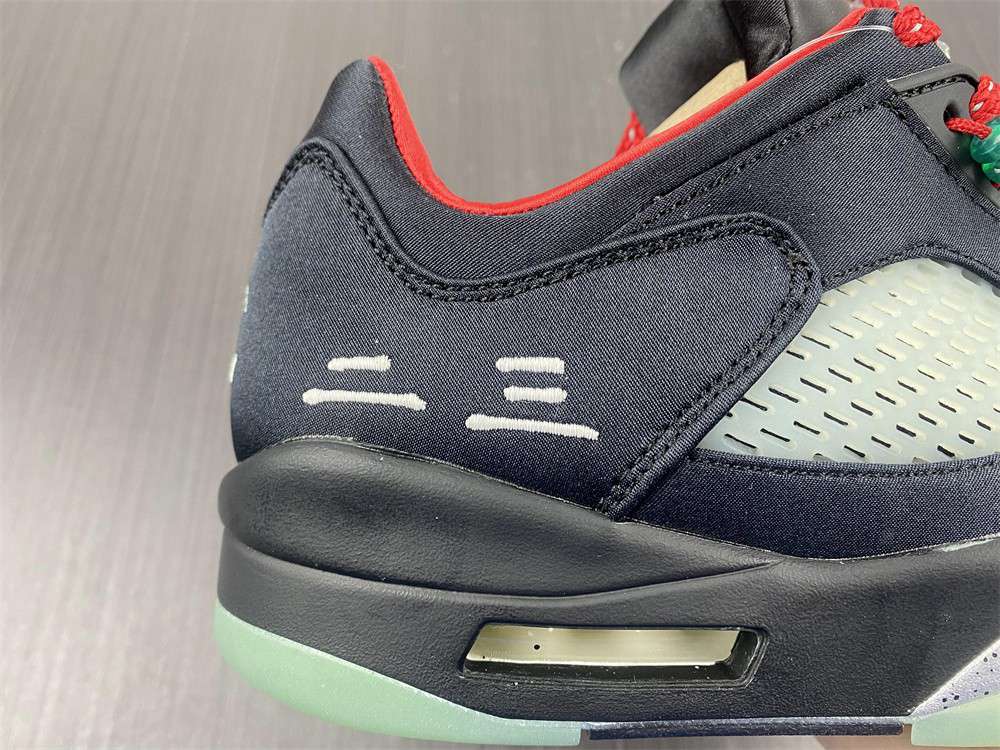 Air Jordan Retro 5 Anthracite DM4640