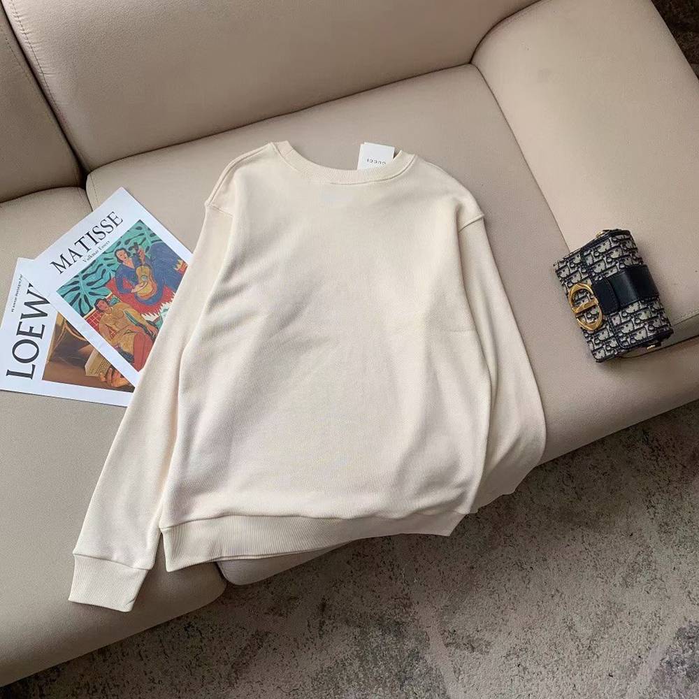 Gvc*1 sweater
