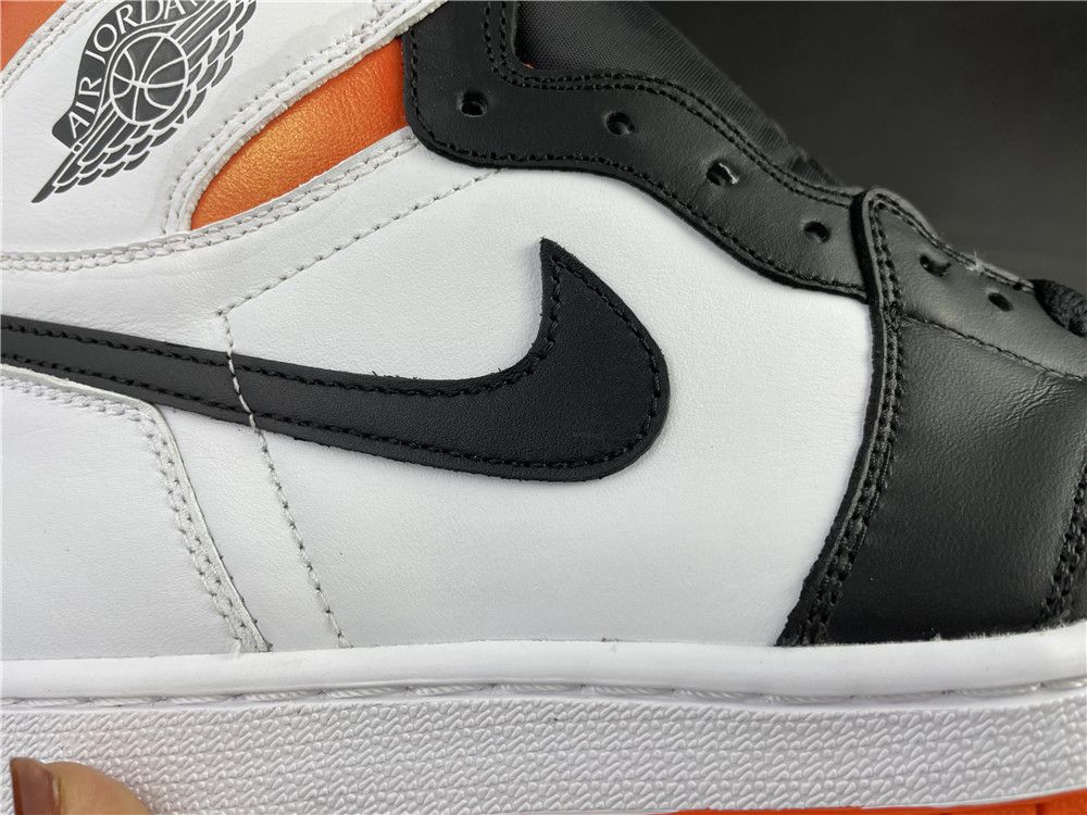 Air Jordan 1 High OG 555088-180