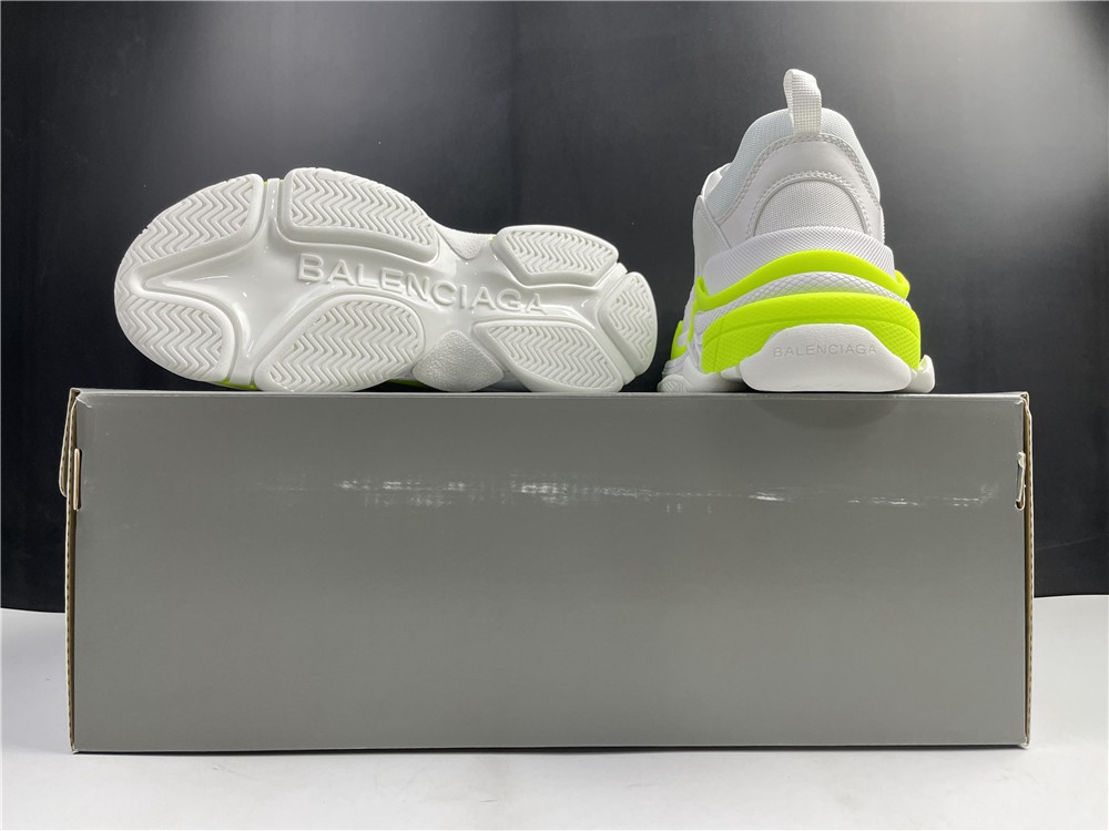 Designer Sneakers BLG Wmns Triple S Trainer Sliver white