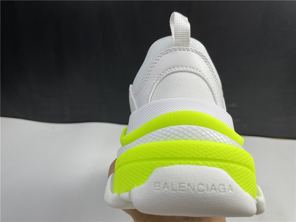 Designer Sneakers BLG Wmns Triple S Trainer Sliver white