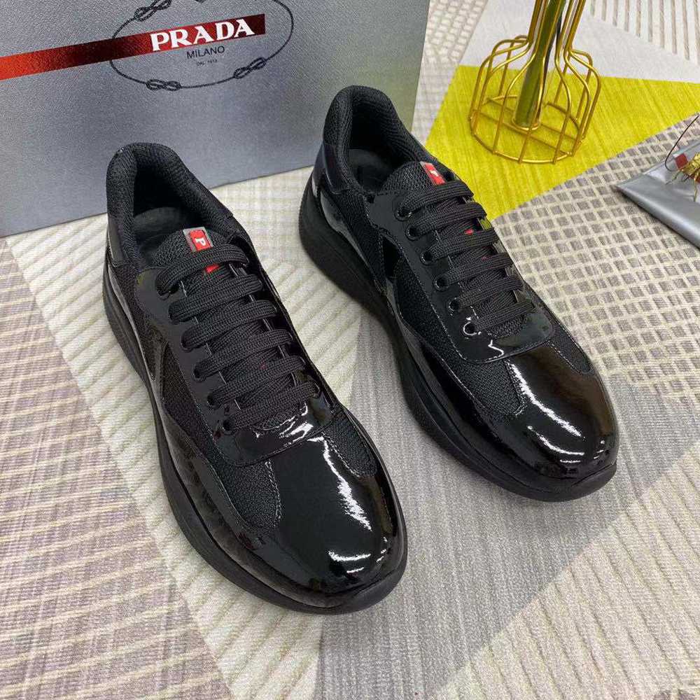 P*rada