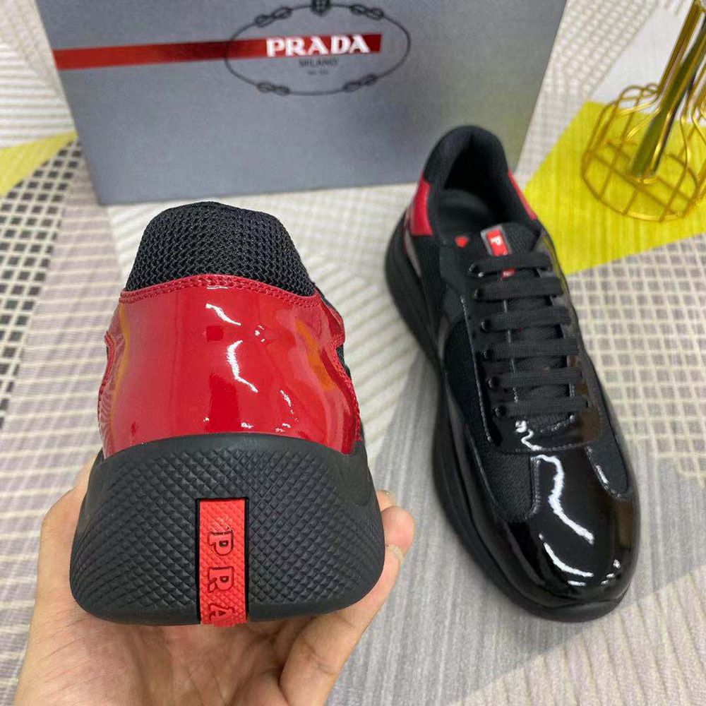 P*rada