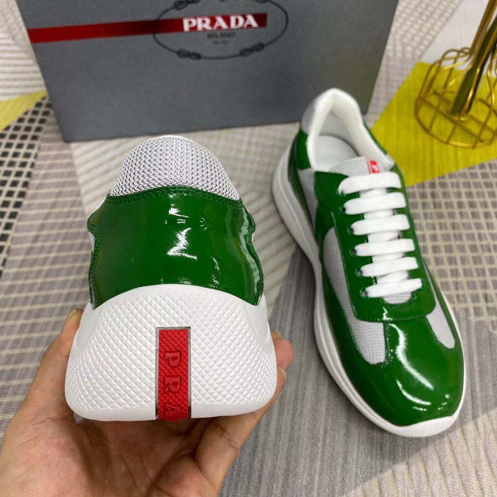 P*rada