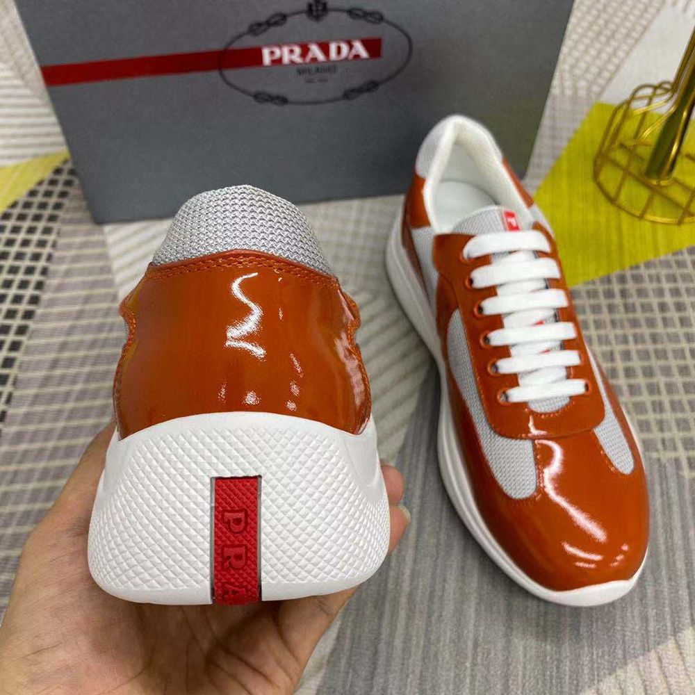 P*rada