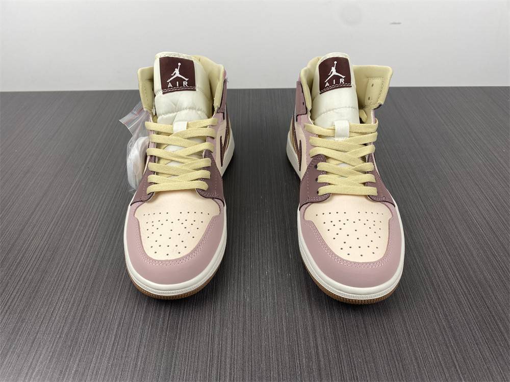 Nike Air Jordan 1 Mid AJ1 DO7440-821