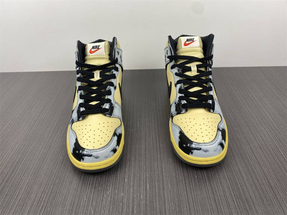 Dunk High DD9404-700