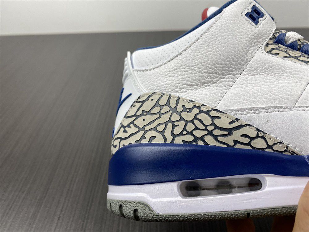 Air Jordan3 854262-106