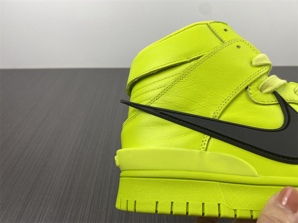 Dunk High x Ambush CU7544-300