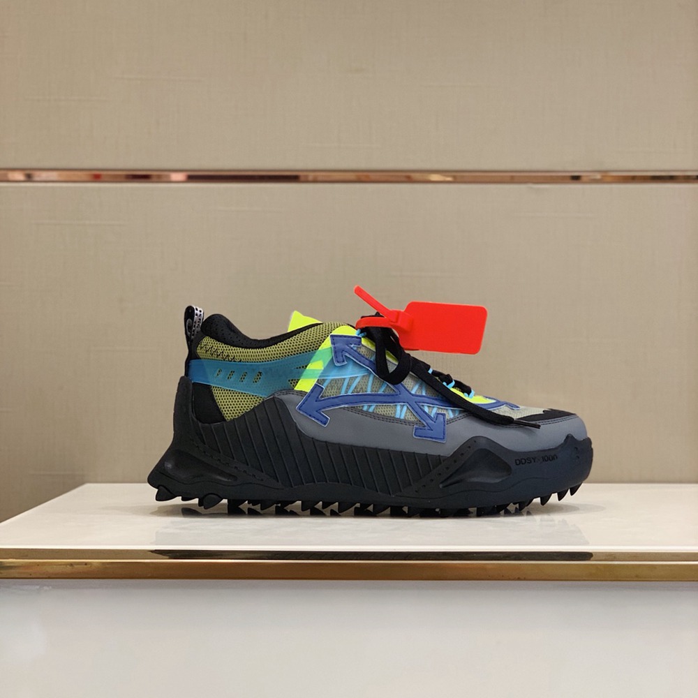 0ffWhite Sneaker