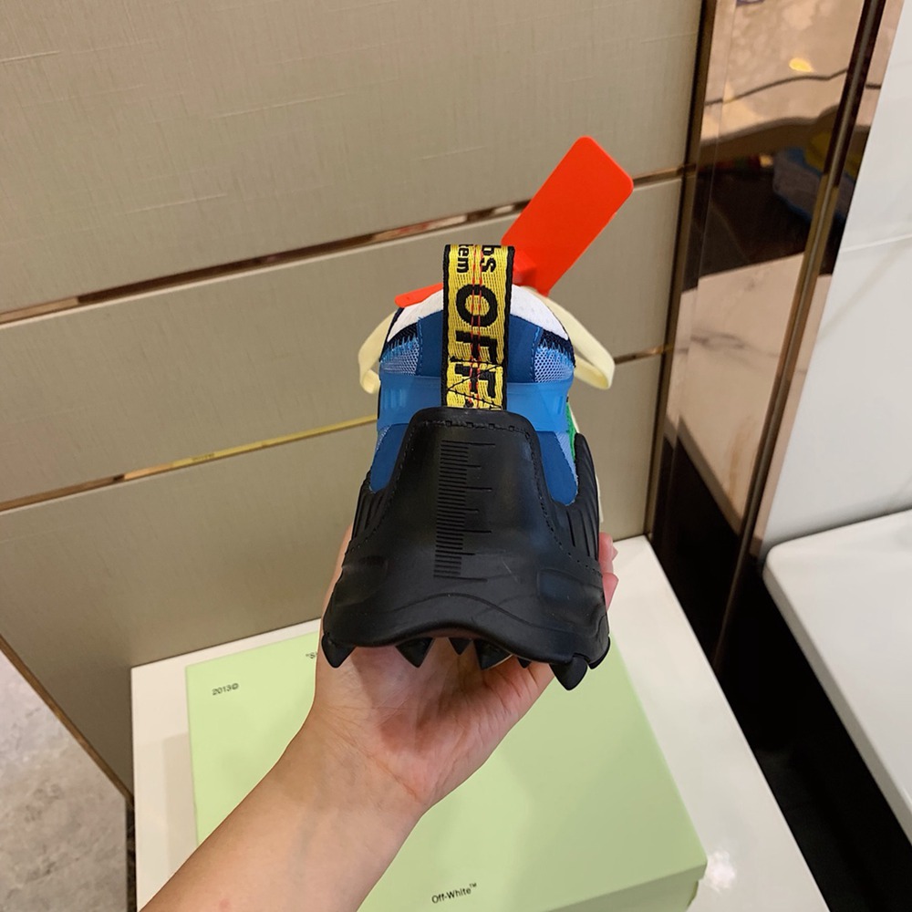 0ffWhite Sneaker