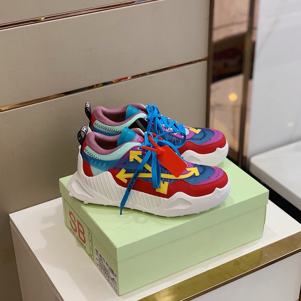 0ffWhite Sneaker
