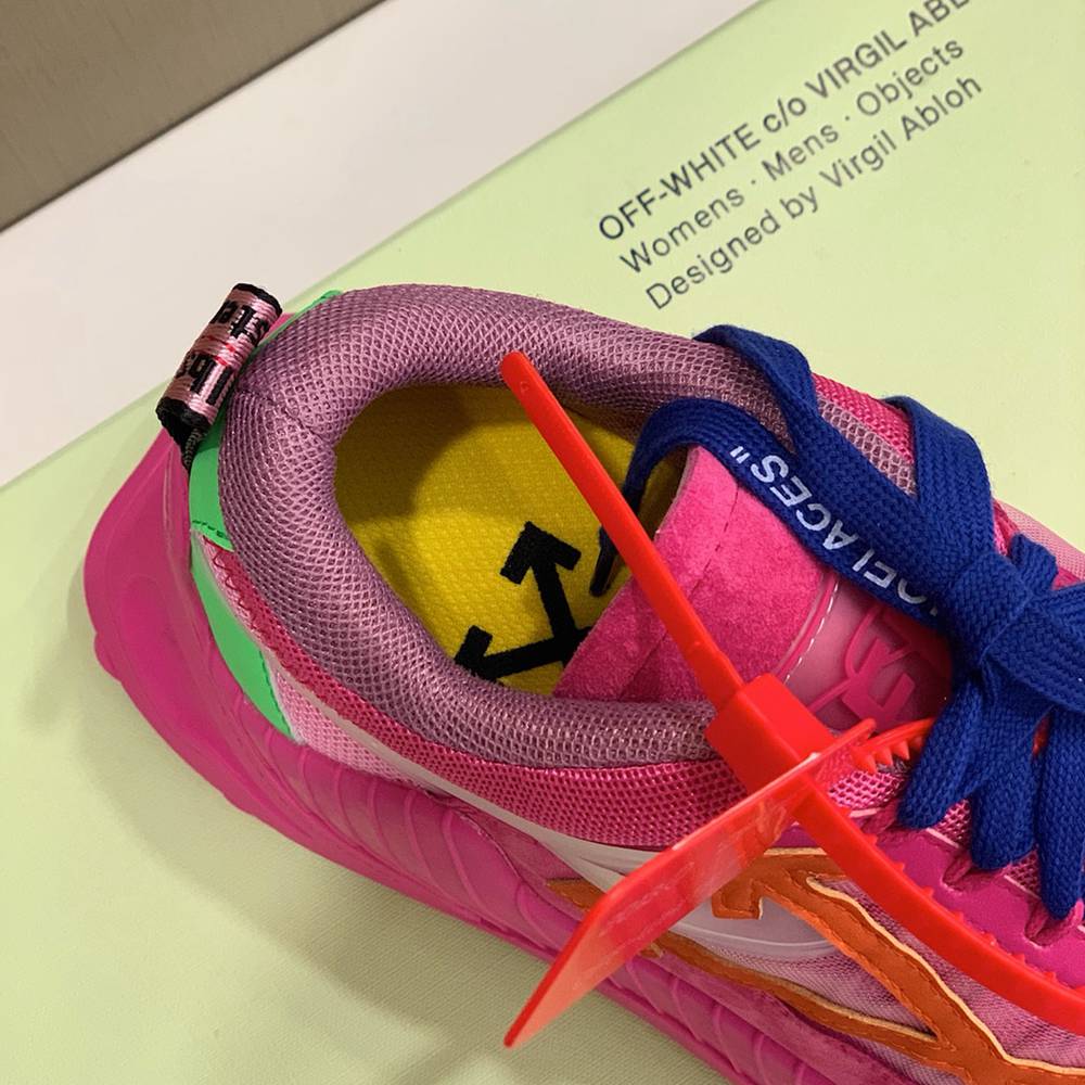 0ffWhite Sneaker