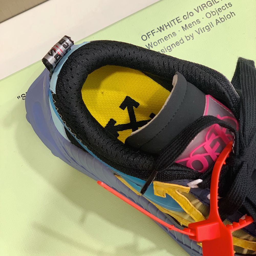 0ffWhite Sneaker