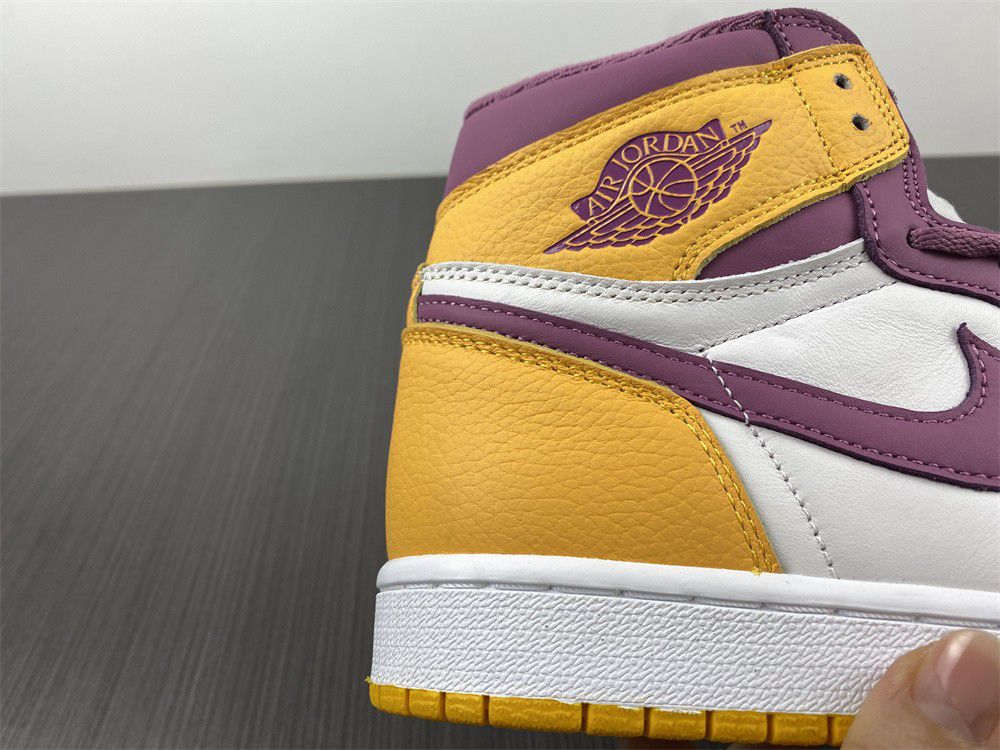 Air Jordan 1 High OG "Brotherhood" 555088-706