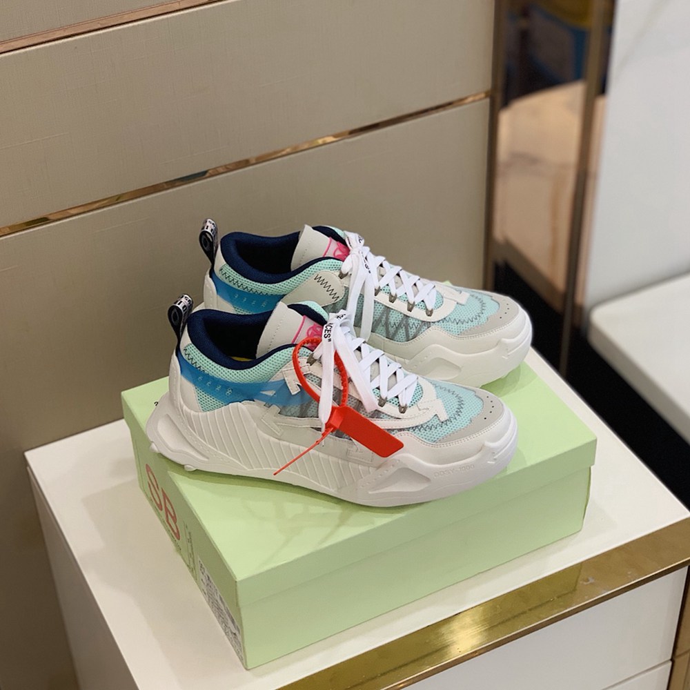 0ffWhite Sneaker