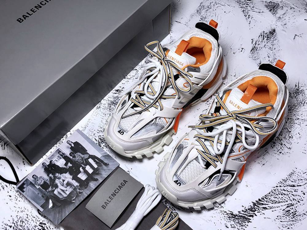 Tess S. Gomma Track Low Top Sneakers