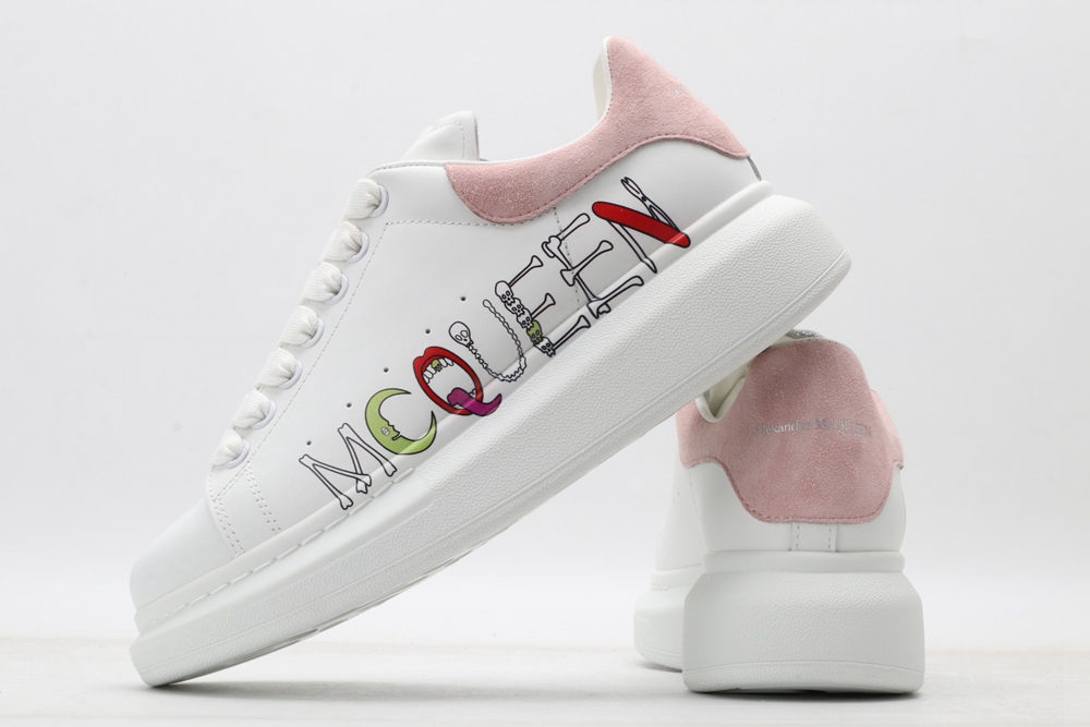 AMQ Oversized Sneaker White Patchouli