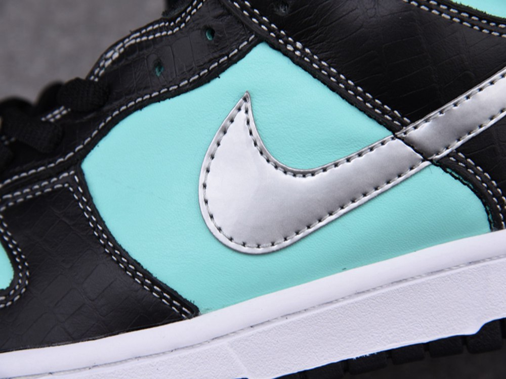 Nike Dunk Low Pro SB T*f*ny(304292-402)