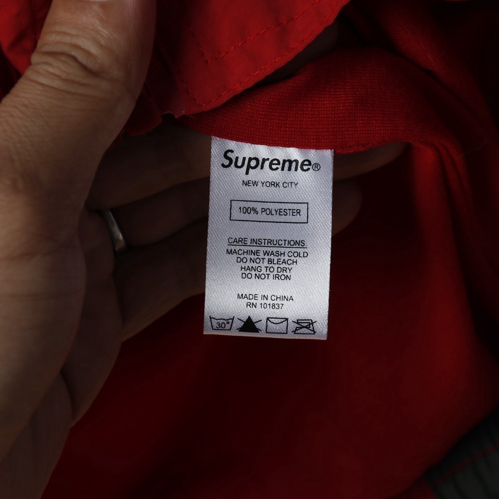 Svp*me 19FW Shoulde LOGO Track Jacket Red